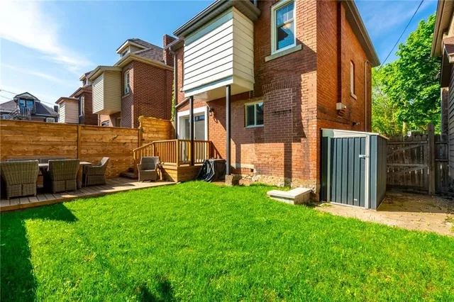 Additional property image - 266 STINSON Cres