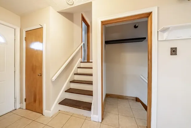 Additional property image - 63 DEERHURST Rd