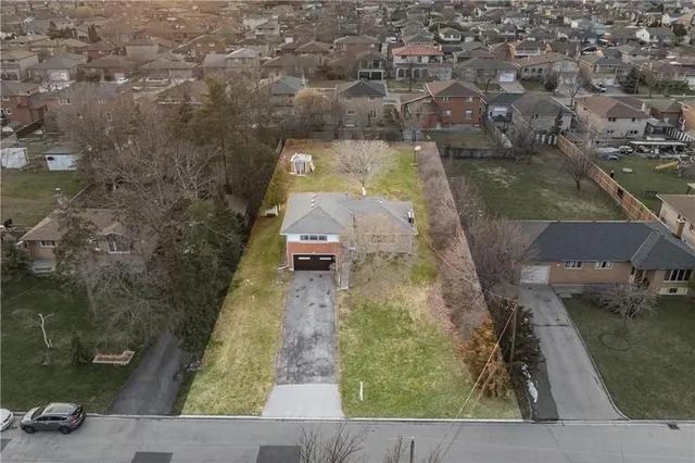 Additional property image - 63 DEERHURST Rd
