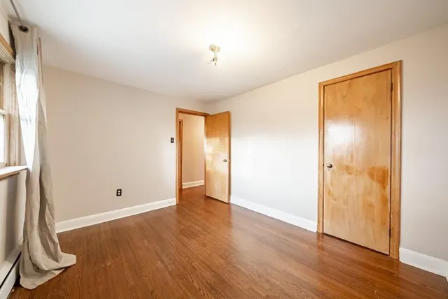 Additional property image - 63 DEERHURST Rd