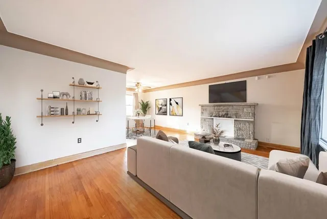 Additional property image - 63 DEERHURST Rd