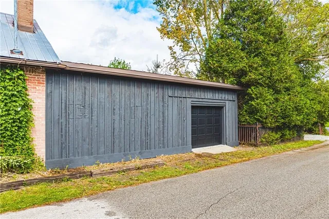 Additional property image - 116 LYNDEN Rd