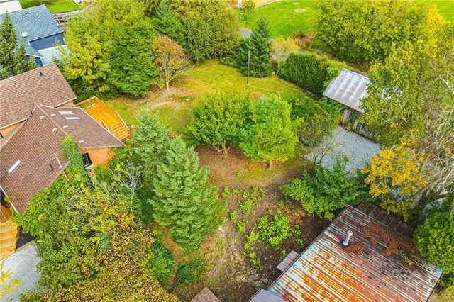 Additional property image - 116 LYNDEN Rd
