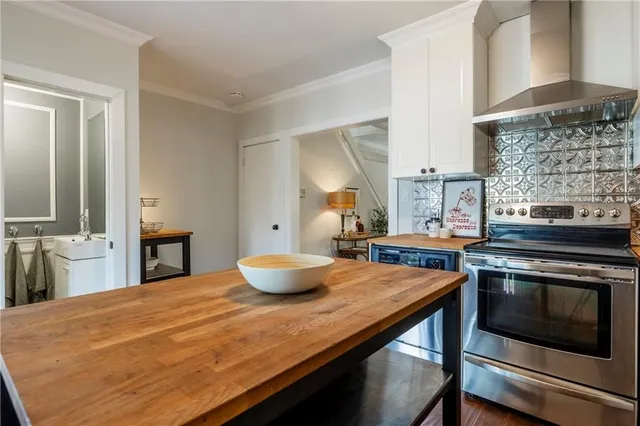 Additional property image - 195 ROSSLYN Ave