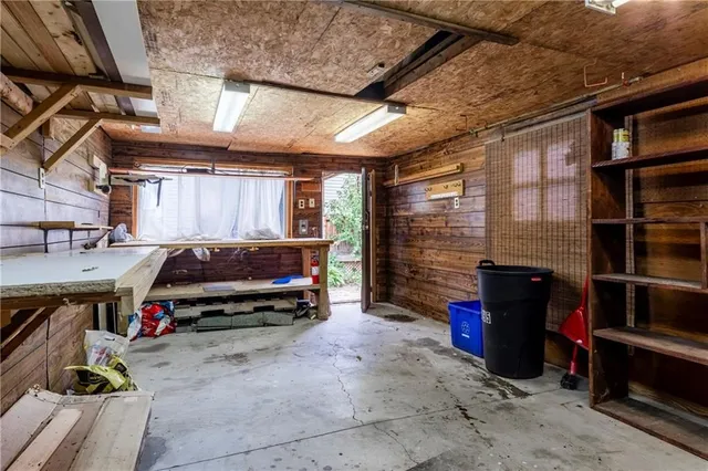Additional property image - 195 ROSSLYN Ave