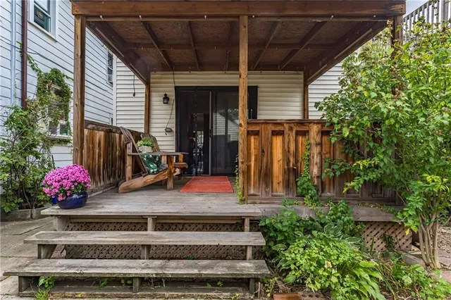 Additional property image - 195 ROSSLYN Ave