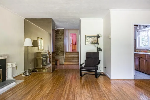 Additional property image - 104 HOSTEIN Dr