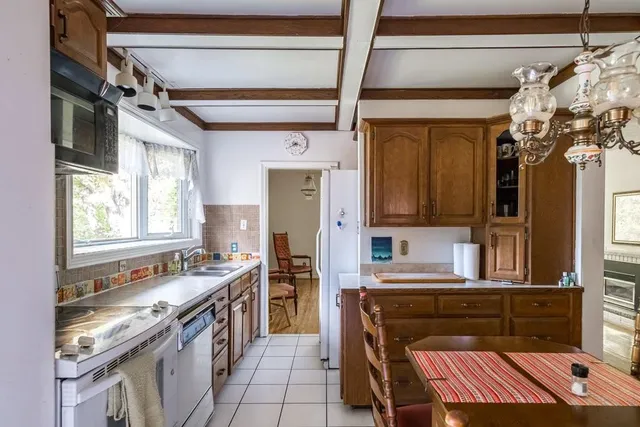 Additional property image - 104 HOSTEIN Dr