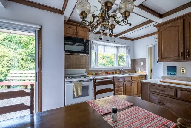 Additional property image - 104 HOSTEIN Dr