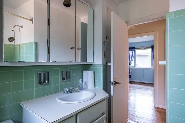 Additional property image - 104 HOSTEIN Dr