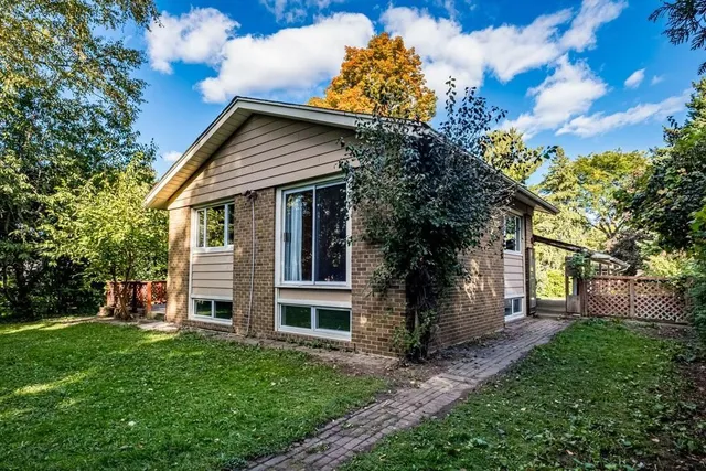 Additional property image - 104 HOSTEIN Dr