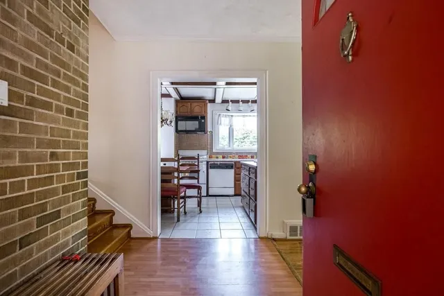 Additional property image - 104 HOSTEIN Dr