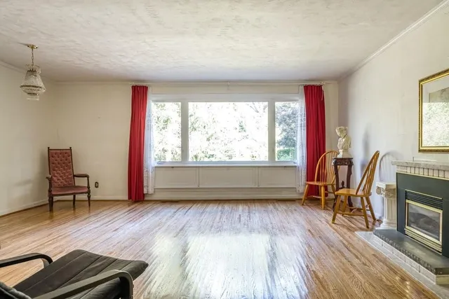 Additional property image - 104 HOSTEIN Dr