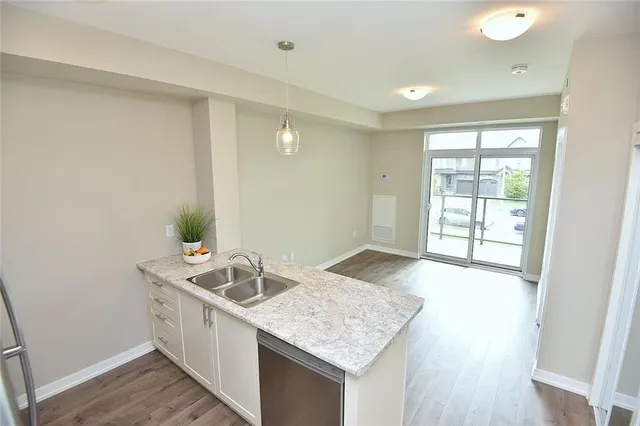 Additional property image - 101 SHOREVIEW Pl Unit 214