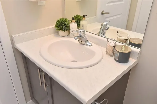 Additional property image - 101 SHOREVIEW Pl Unit 214