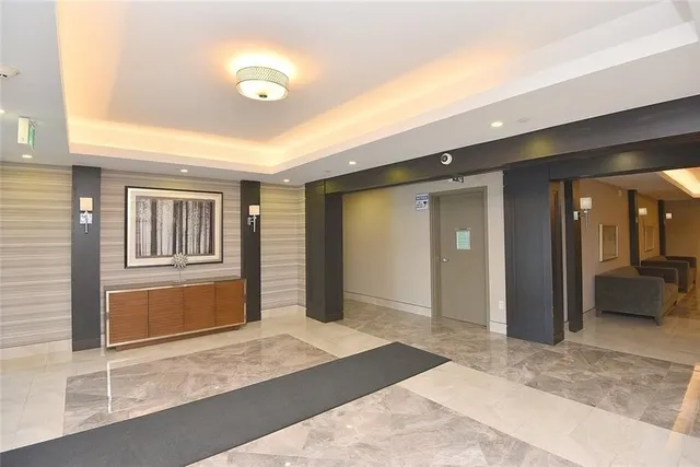 Additional property image - 101 SHOREVIEW Pl Unit 214
