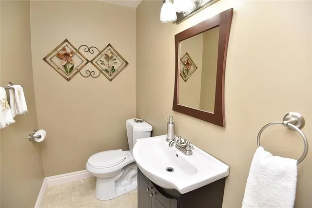 Additional property image - 880 LIMERIDGE Rd Unit 63