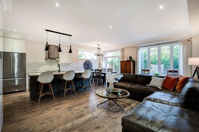 Additional property image - 201 HATT St