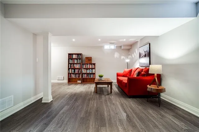 Additional property image - 201 HATT St