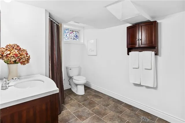 Additional property image - 1458 FISHER Ave