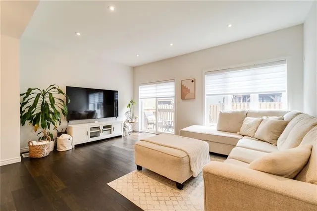 Additional property image - 32 GREENWICH Ave