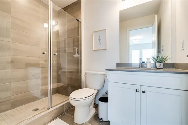 Additional property image - 32 GREENWICH Ave