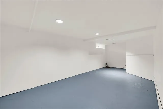 Additional property image - 103 EMERALD St