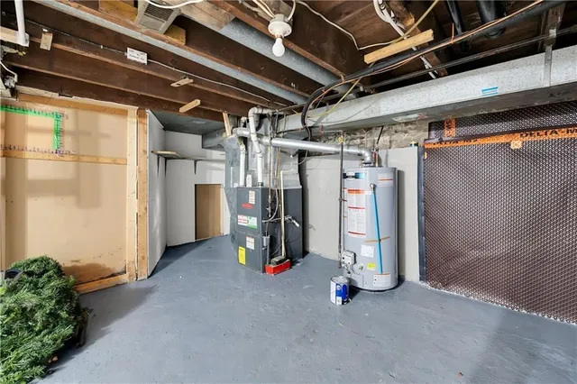 Additional property image - 103 EMERALD St