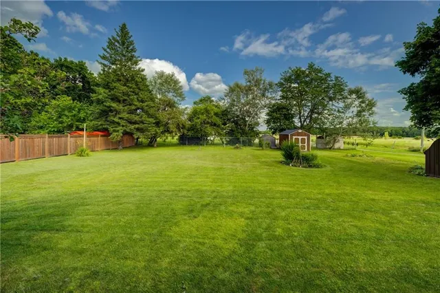 Additional property image - 1242 SHEFFIELD Rd