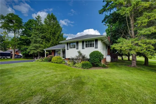 Additional property image - 1242 SHEFFIELD Rd