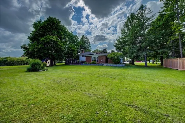 Additional property image - 1242 SHEFFIELD Rd