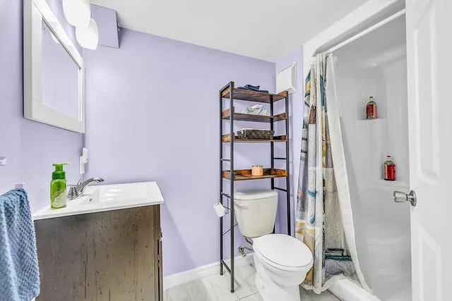 Additional property image - 2439 BARCLAY Rd