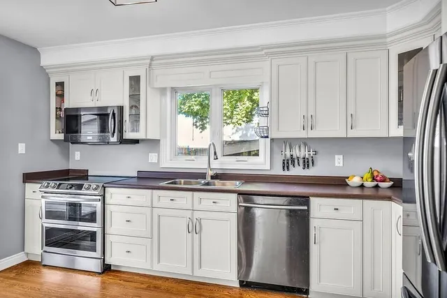 Additional property image - 2439 BARCLAY Rd