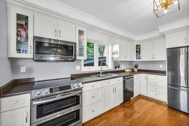 Additional property image - 2439 BARCLAY Rd