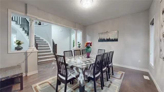 Additional property image - 341 RIVERTRAIL Ave