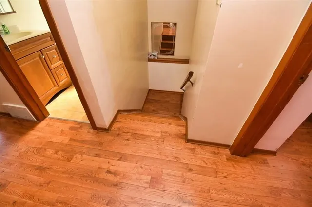 Additional property image - 39 EAST 39TH St