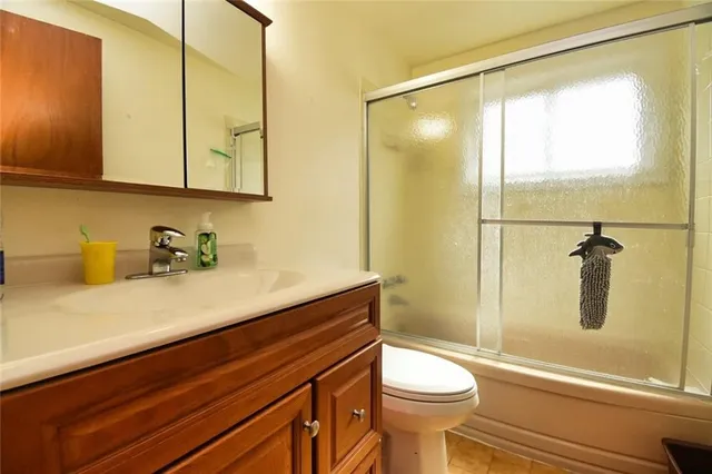 Additional property image - 39 EAST 39TH St