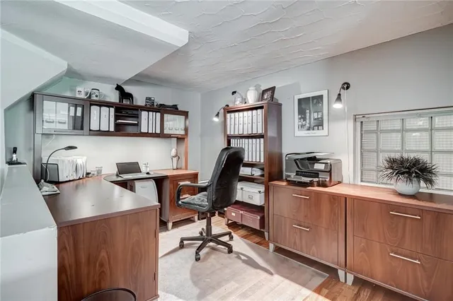 Additional property image - 50 MAIN St Unit 301