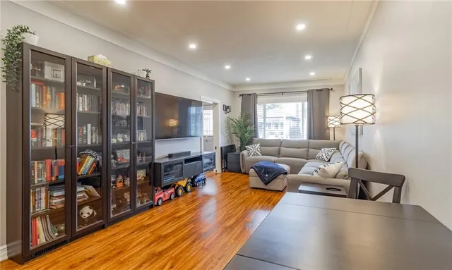 Additional property image - 195 KENSINGTON Ave