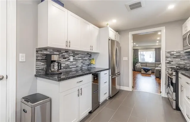 Additional property image - 195 KENSINGTON Ave