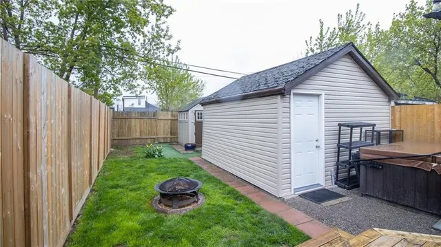 Additional property image - 195 KENSINGTON Ave