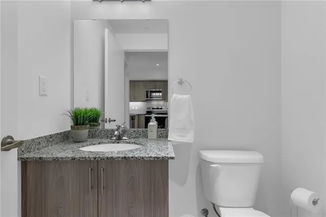 Additional property image - 16 MARKLE Cres Unit 213