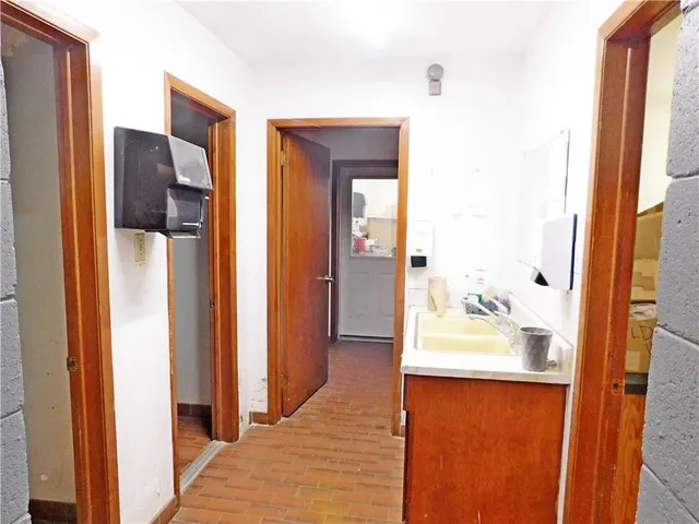 Additional property image - 7076 MCNIVEN Rd
