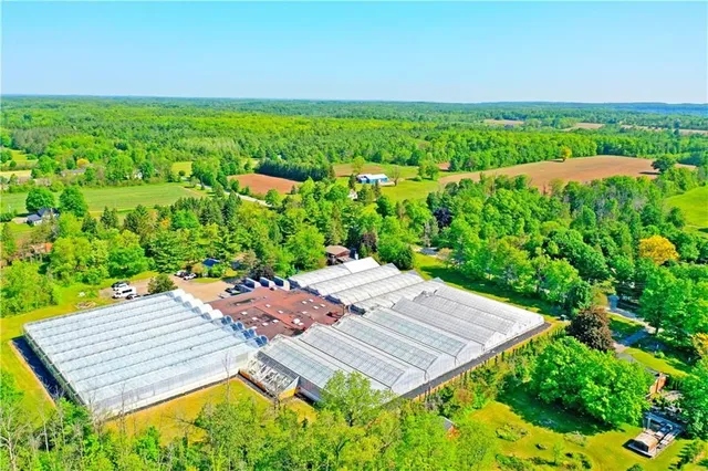 Additional property image - 7076 MCNIVEN Rd