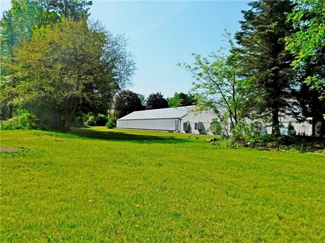 Additional property image - 7076 MCNIVEN Rd