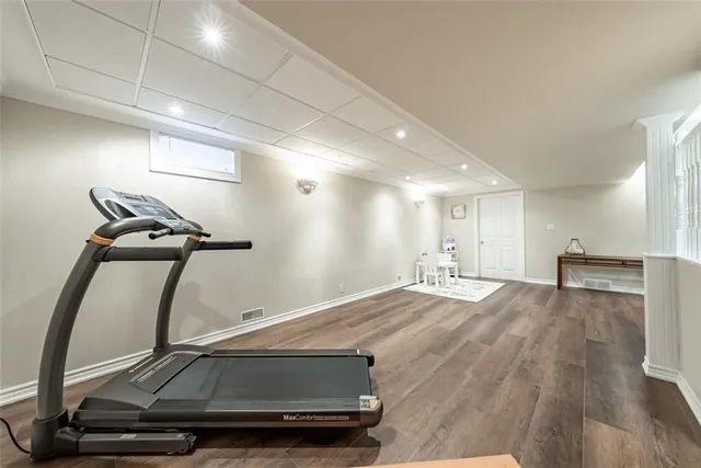 Additional property image - 16 BENVENUTO Cres