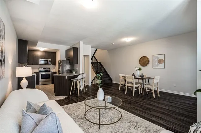 Additional property image - 219 DUNDAS St Unit 26