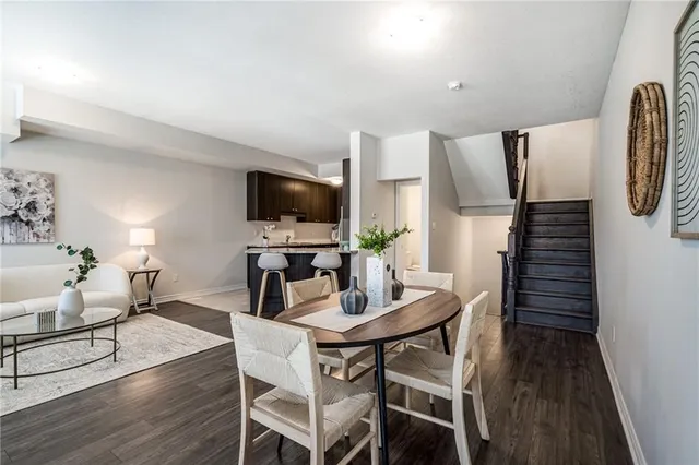 Additional property image - 219 DUNDAS St Unit 26