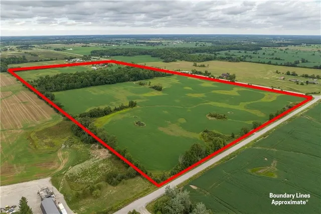 291 #32 Haldimand Rd, Cayuga 2