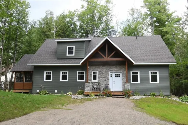 1417 Dickie Lake Rd, Baysville